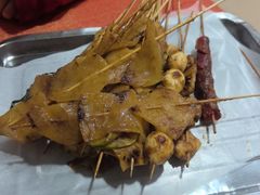 -许西美食一条街