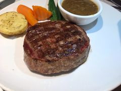 小蜜牛排-斗牛士牛排餐厅(嘉里汇店)
