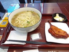 -百年老字号·观振兴蟹黄面·三虾面·苏式面(观前街富仁坊巷店)