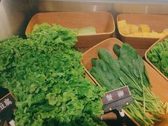 -牛YO寿喜烧·铁板烧和牛火锅自助(市府恒隆店)