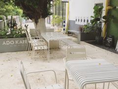-ADO KAFE(大学城店)