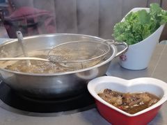 -官塘陈记鱼生·潮汕砂锅粥·牛肉火锅(潮枫路总店)