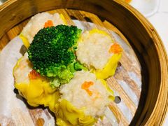 蟹籽虾烧卖-德兴show鲜·蒸汽海鲜火锅餐厅(格创悦里店)