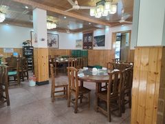 -芦茨金富饭庄·25年老字号·专做稻草鸡