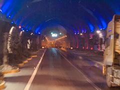 -秦岭终南山公路隧道公司