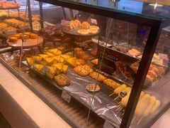 -巴黎贝甜(大宁国际商业广场店)