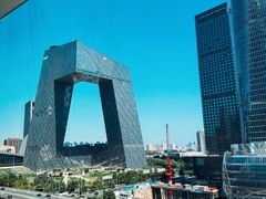 -福楼毕斯罗F Bistronome(国贸商城约会地标景观店)