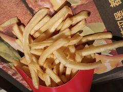 -麦当劳(中山大道中店)