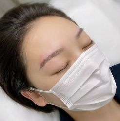 -莲姿娜·半永久纹眉皮肤管理