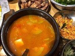 大酱汤-姜虎东白丁烤肉(银泰中心in99店)
