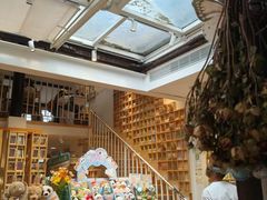 -猫的天空之城概念书店(苏州平江店)