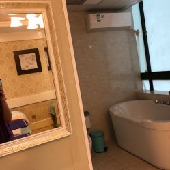 -悦芳庭美肤美体品牌集合店