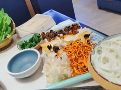 -鲜念蒸汽石锅鱼(红山6979店)