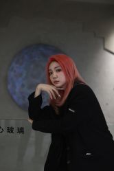 -变画·发型STUDIO