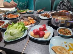 -金滏山烤肉·海鲜·火锅自助餐厅(襄阳万达店)