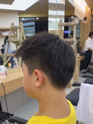 点击看大图 -川和潮人漂色·烫染·接发