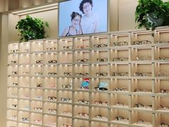-一代眼镜·蔡司配镜(浦东大拇指广场店)