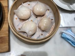 -香港百合居(LCM置汇旭辉广场店)