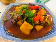 特色的大盘鸡-维吾尔餐厅(宜山路店)