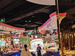 -四海一家自助餐(益田假日广场店)