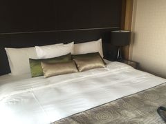 床-上海滴水湖皇冠假日酒店