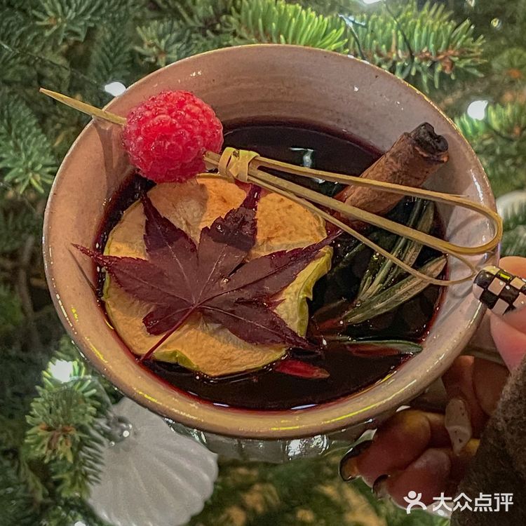 在上海遇到了梦中情饭 黑松露和牛鹅肝饭！🥢 