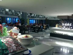 android_upload_pic-上海滴水湖皇冠假日酒店