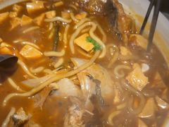 -卢大鲜鱼头捞饭(美利广场店)