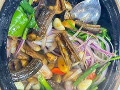 -明本湛江鸡•海鲜小厨(陈家祠店)