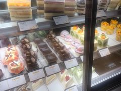 -皇冠幸福里动物奶油生日蛋糕(万达店)