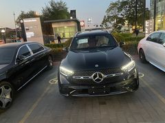 -天津波士信达奔驰4S店(卫津南路店)