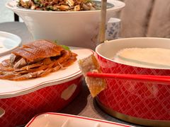 招牌香酥烤鸭-秀儿四九城·新京菜(亚运村鸟巢店)