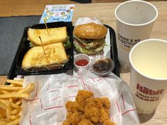 -The Habit Burger Grill 哈比特汉堡(爱琴海店)