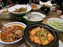 -费大厨辣椒炒肉(万家丽一店)