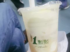 冰淇淋红茶-1点点(长龙地铁店)