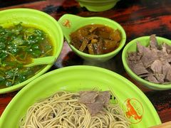 -张记牛肉面馆(天津路店)