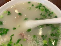 -三两春肚肺汤(崂山路店)
