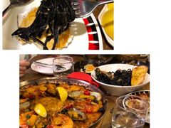 蒜香海鲜墨鱼汁面-CRAZYONES西班牙海鲜饭(日月光店)