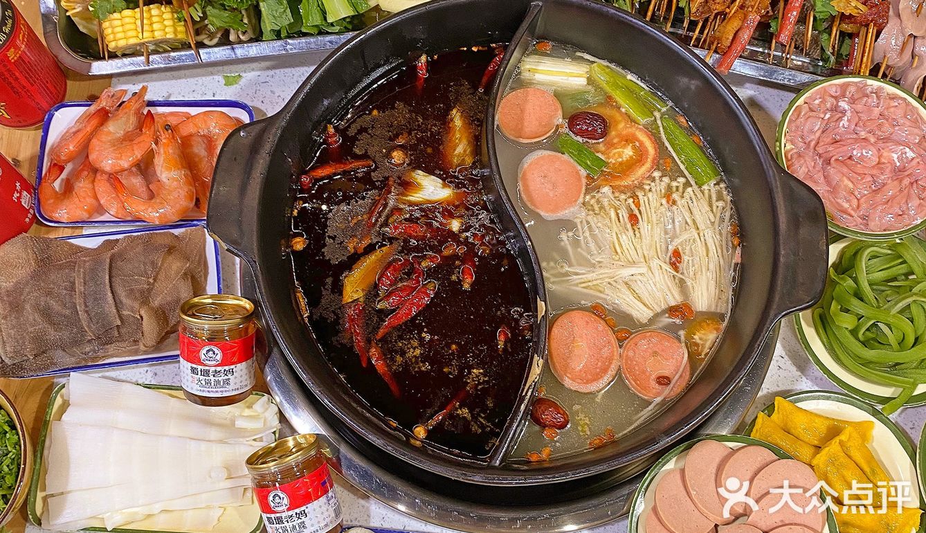 老成都都喜欢的砂锅串串｜满满都是小时候的味道🍢