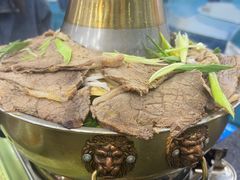 -撒拉人家.酸菜牦牛肉火锅