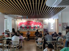 -闫家驴肉老店(华电一校店)