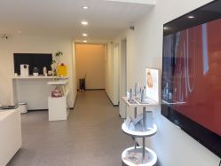 -JNK皮肤管理中心