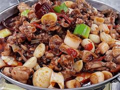 牛蛙爱上虾-小民大排档(光谷店)