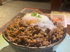豪华五层牛肉饭-二丁目食堂(铁西星摩尔店)