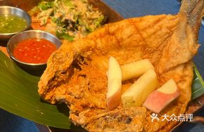 Golden Fish with Fish Sauce