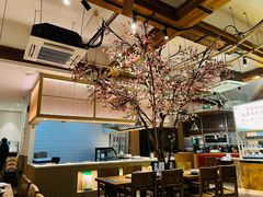 -蜜桃餐厅·伴山(湖滨商业街店)