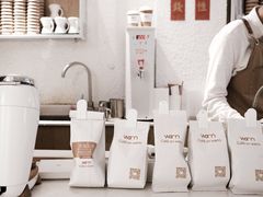 -Cafe on warm(丹霞店)