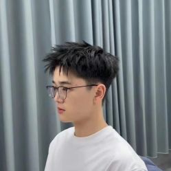 -即型男士理发工作室