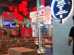 大堂-么肆烤肉·中式自助·烤肉大排档(街道口季佳PAI店)