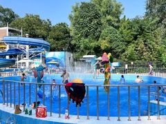 -青年湖公园水上世界